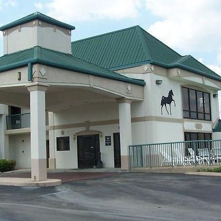 Celebration Inn Lewisburg Exterior foto