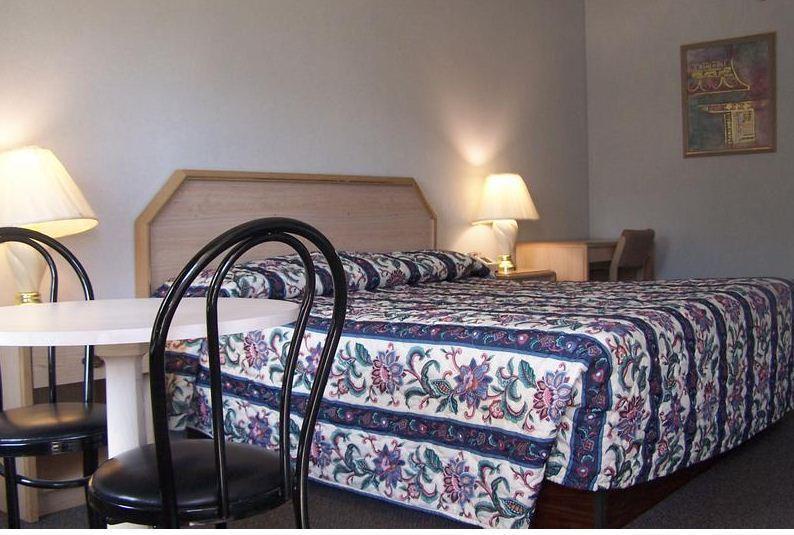 Celebration Inn Lewisburg Habitación foto